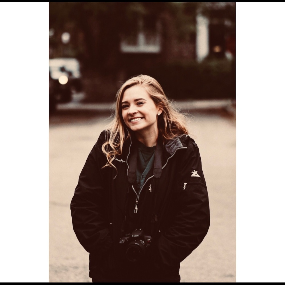 Meet your Posher, Kayla